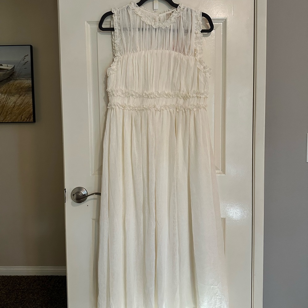 **NEW** Ivory Formal Ruffled Midi Dress - Entro Label - Medium - Never Worn